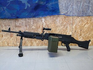 S&T 電動ガン FN M240B MEDIUM マシンガン BRAVO 電動給弾マガジン付 刻印有ver 米軍 機関銃