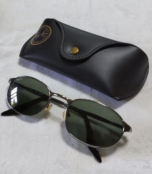 サングラス RayBanW2841メタリックケース付き