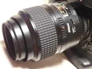 Nikon ニコン マクロレンズ　AF MICRO NIKKOR 105mm 1:2.8
