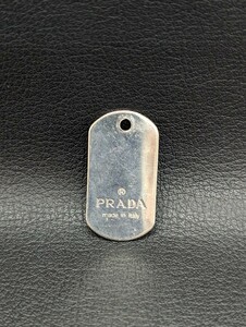  beautiful goods storage goods [PRADA dog tag plate ] Prada pendant top accessory jewelry charm brand silver color antique 