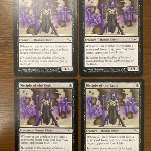 MTG マジックザギャザリング 大霊堂の信奉者 英語版4枚セット