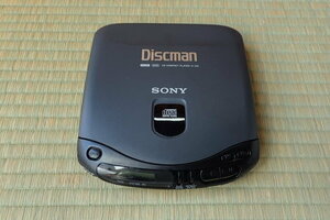 21-49　ソニー　コンパクトCDプレーヤー　ディスクマン　Discman D-135 コンパクトディスクプレーヤー　ジャンク