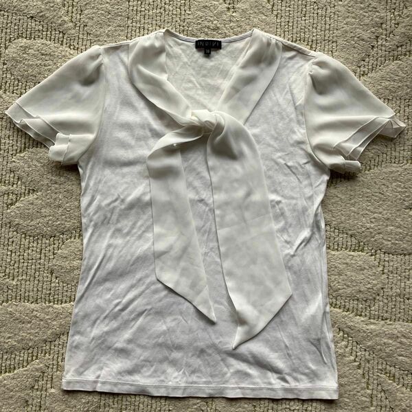 INDIVI 白　綿100%カットソー　シフォン袖　シフォンリボン　 半袖 Tシャツ ホワイト
