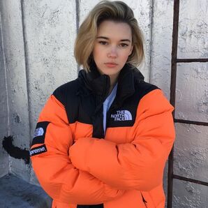 値下げ!Supreme The North Face 16FW Nuptse Jacket Power Orange シュプリーム