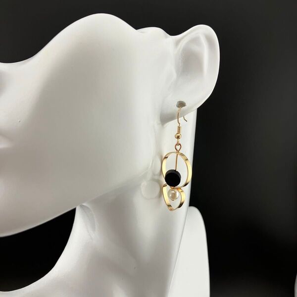 ピアス ゴールド アクセサリー ブラック ロング ハート 丸 フックピアス