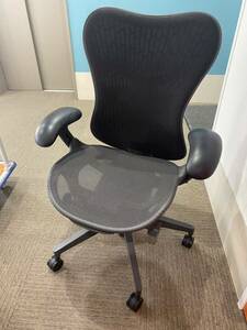 【Y023】引取り可能 東京都　Herman Miller ハーマンミラー オフィスチェア 椅子 アーロンチェア キャニスターチェア 