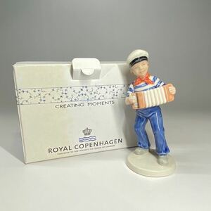 ロイヤルコペンハーゲン フィギュリン 置物 オスカー 2007年 陶器製 陶器人形 ROYAL COPENHAGEN インテリア 男の子 