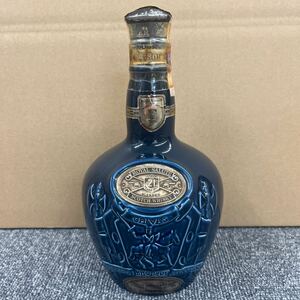 233. ★未開栓★ ロイヤルサルート 21年 ROYAL SALUTE スコッチ ウイスキー SCOTCH WHISKY 青 陶器ボトル 古酒