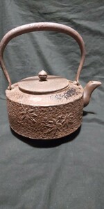 鉄瓶 急須 茶器 茶道具 南部 南部鉄器 骨董品 古道具 金属工芸 頑固 よくわかりません。現状品です。
