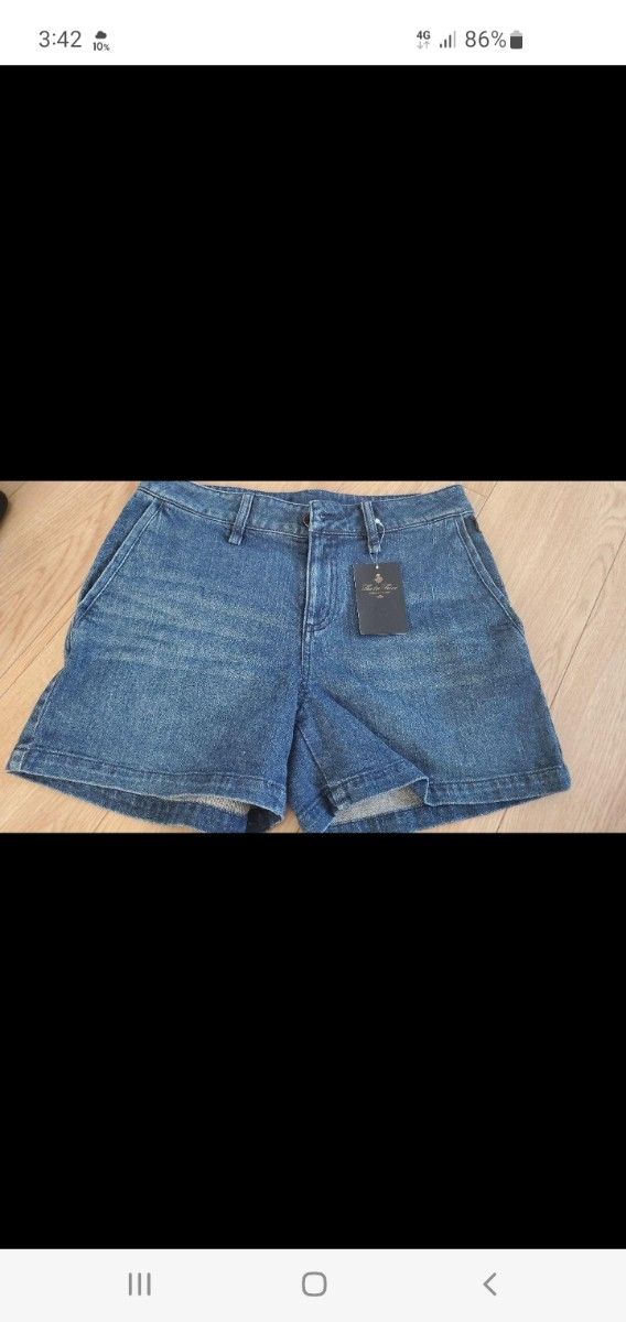 【新品未使用】デニムパンツ　ナノ・ユニバース　女性　ショートパンツ　ジーンズ　NANO universe