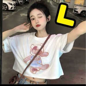 クマのプリントがかわいいヘソだしセクシー Tシャツ韓国ファッション