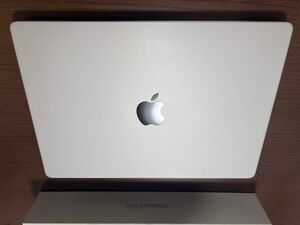 Apple MacBook Pro 14インチ M1 Pro 2021