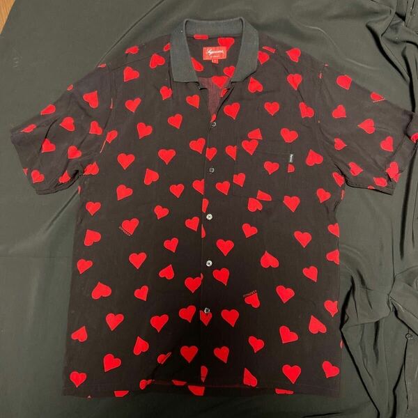 L シュプリーム　Heart 17ss rayon shirt ハート　半袖　シャツ　Tシャツ　　レーヨン 半袖シャツ supreme 黒　赤　ボックスロゴ　Box