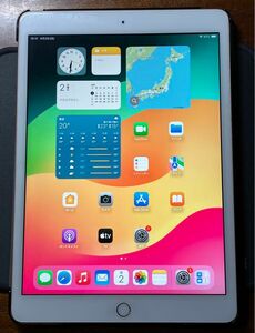 美品　iPad 第7世代　Wi-Fiモデル　32GB ゴールド（ケース、TypeCライトニングケーブル付）