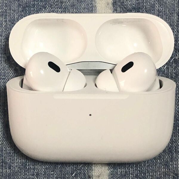 AirPods Pro 2 第二世代 イヤホン 中古