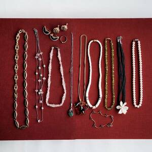  adjustment goods . goods adjustment set sale pearl necklace accessory bracele earrings ring ring Vintage .. lady's large amount 
