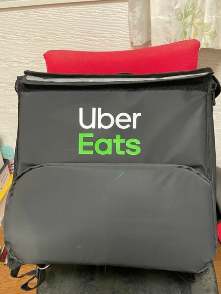 uber eats 公式 デリバリーバッグ