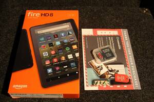 Amazon FIRE HD8 32GB Tablet & 128GB card 10th Gen. Black NEW in Box 海外 即決