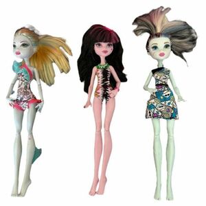 Monster High Dolls Lot Of 3. Draculaura, Frankie Stein, Lagoona Blue 海外 即決