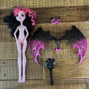 Monster High Ghouls Rule Draculaura Nude Doll and Accessories 海外 即決