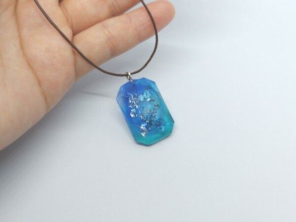 青系のネックレス ハンドメイド