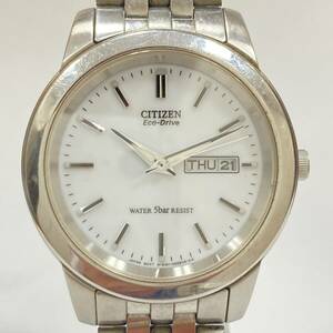 稼働品 CITIZEN シチズン Eco-Drive エコドライブ E101-S033209 ソーラー電波 現状品 メンズ 時計 腕時計 デイデイト 5気圧防水