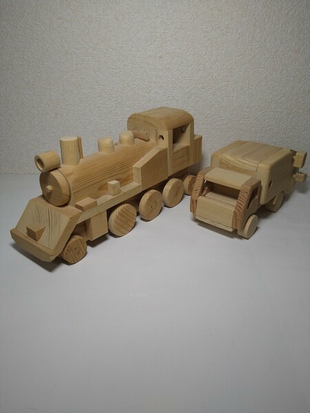 木のおもちゃ　木製おもちゃ　手作りおもちゃ　知育玩具　蒸気機関車　SL　ゴミ収集車　中古品