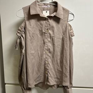 送料込み☆ 新品 ByeBye 肩出し カットソー