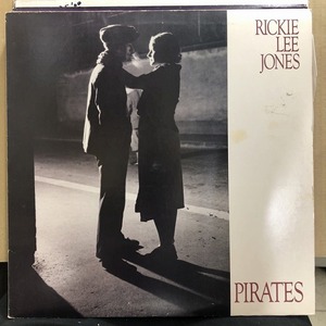 RICKIE LEE JONES / PIRATES (BSK3432)