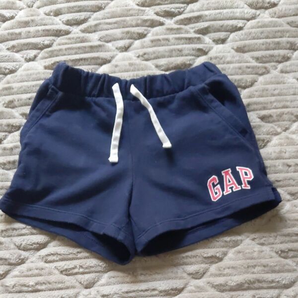 GAP　 ショートパンツ　120cm キッズ 体操服　運動用　部活　スポーツ　 ネイビー