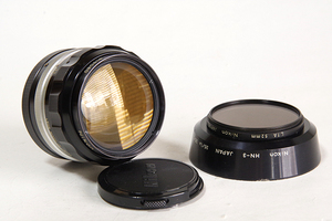  Nikon lens NIKKOR-O Auto 35mm 1:2 C-017