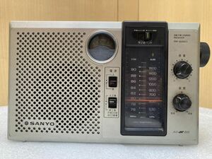 HY1961 昭和レトロ SANYO サンヨー ラジオ RP 6260 AM/FM 2BAND RECEIVER 通電確認済　現状品　0601