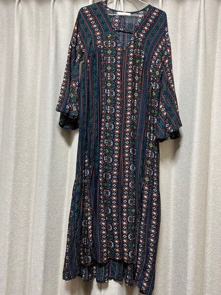 【新品】エスニックロングワンピース