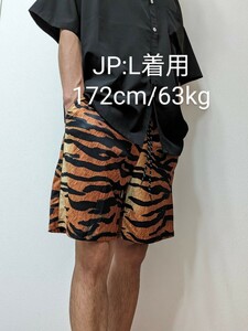 JP:L 吸汗速乾 タイガープリント ハーフパンツ ショーツ アニマル柄 短パン おしゃれ 個性派ファッション パジャマ 部屋 スポーツ 男女兼用