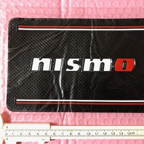 送料無料!　値下げ、珍品　NISMO　ニスモ ロゴ　滑り止めマット　R35　スカイライン　フェアレディ　オーラ　ノート　マーチ　ジューク