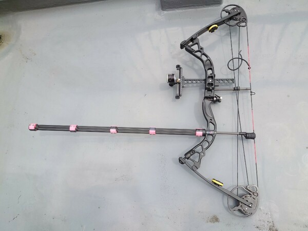 【中古】Bowtech Fuel 18~30インチ 17~70ポンド 仮セッティング済み