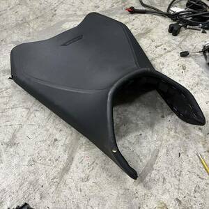 KTM 890 Duke R main seat front seat 690 790