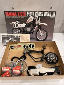 * KYOSHO Kyosho 1/4.5 SCALE YAMAHA YZ250 Yamaha 10 engine motocross rider radio-controller #19 0508YG