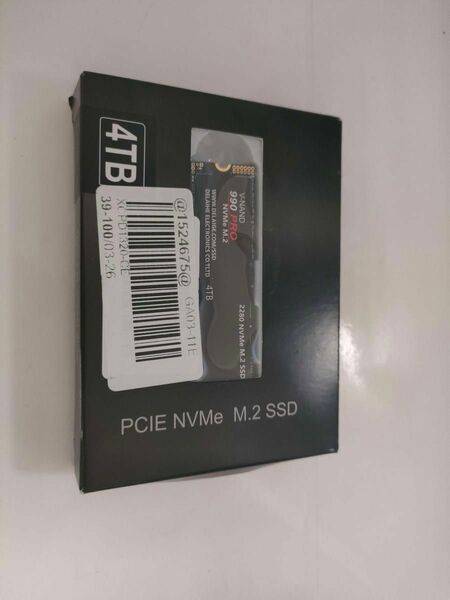 【新品】NVMe M.2 4TB 【未使用品】