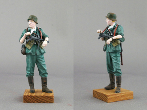 【塗装済み完成品】 1/35 ドイツ軍歩兵 シュマイザー装備 フィギュア ドイツ兵 Finish Painted German Infantry Figure