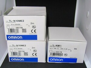 【未使用】○OMRON　オムロン　近接センサ　TL-N5MY1　直流タイプ近接センサ　TL-N10ME2×2個　角柱型標準タイプ　 2ｍ　O.06.01.L