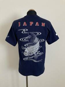 【arena】Tシャツ M 鯉刺繍 JAPANワッペン 希少 スカシャツ風 ネイビー 高品質 水泳 競泳 日本代表 応援 普段着など デサント製 送料無料 