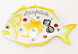 イタリア製 輸入雑貨 皿 魚 プレート リビングスタジオ 直輸入 黄色 パスタ ディナー ボンゴレ サカナ オードブル バッサーノ P2-806-1