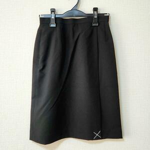 [IN-488] lady's left front pleated skirt size 61-89 black 