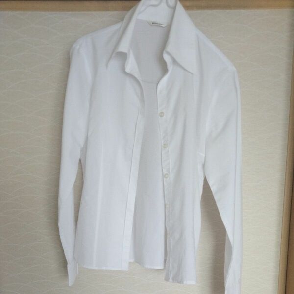 長袖 シャツ ホワイト 白 トップス シンプル 制服