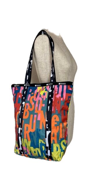 レスポートサック LeSportsac トートバック アルファベッド