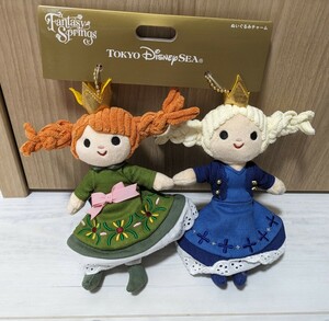 ファンタジースプリングス　ディズニーシー　ぬいぐるみチャーム　アナ雪　エルサ　アナ　セット