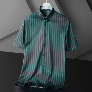 D176-M新品DCKMANY■ストライプ 半袖シャツ メンズ 縦縞シャツ 形態安定 ノーアイロン カジュアルシャツ シルクのような質感/グリーン