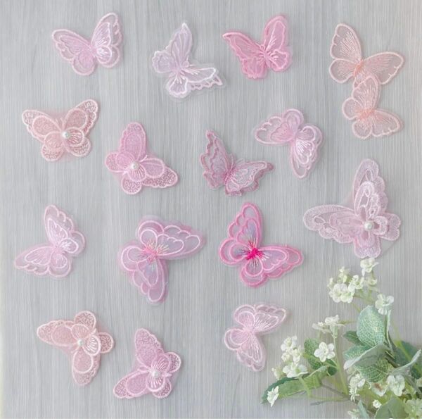 蝶モチーフレース ピンクアソート　16個入り ハンドメイド 縫い付け 飾り付け 手芸
