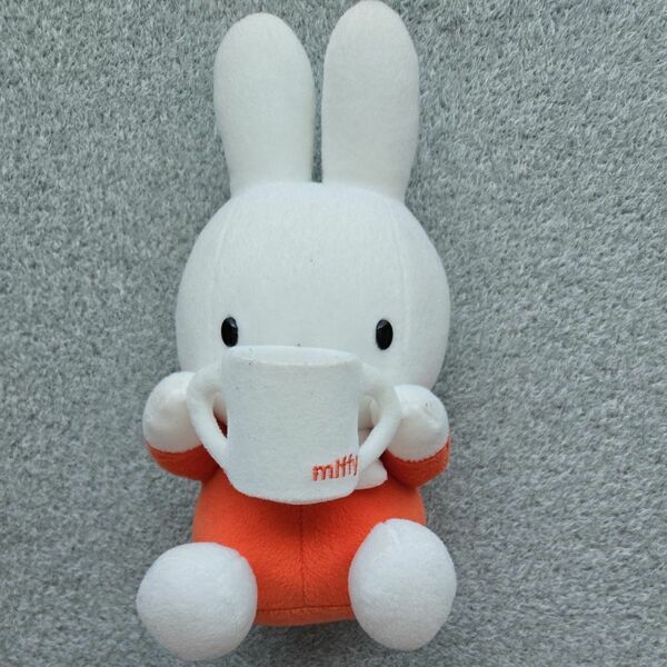 ミッフィー ぬいぐるみ miffy